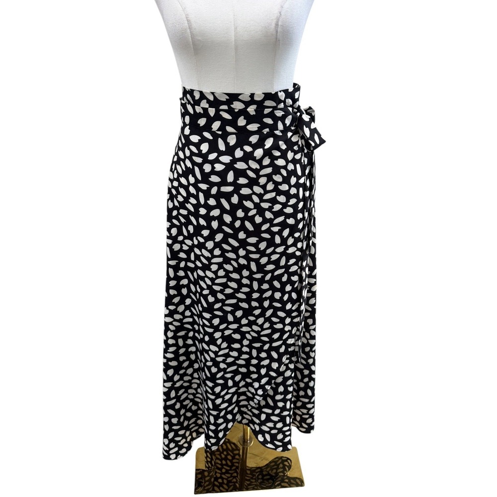 Women Black White Abstract Petal Print True Wrap Maxi Skirt Asymmetrical‎ Medium